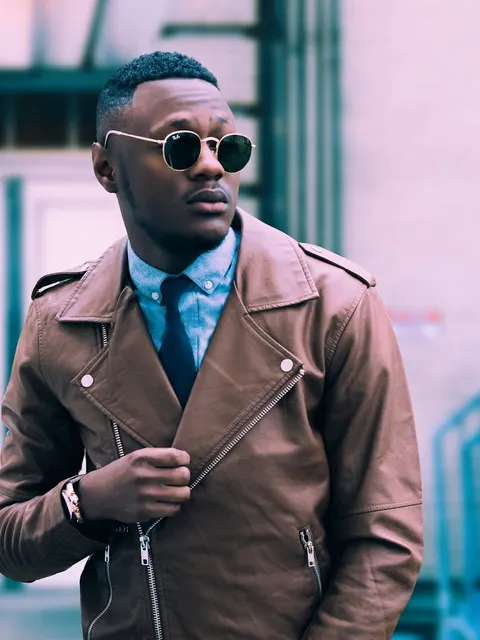 Erkek Slim Fit Beyaz Gömlek – Ütü Gerektirmeyen Pamuk Saten