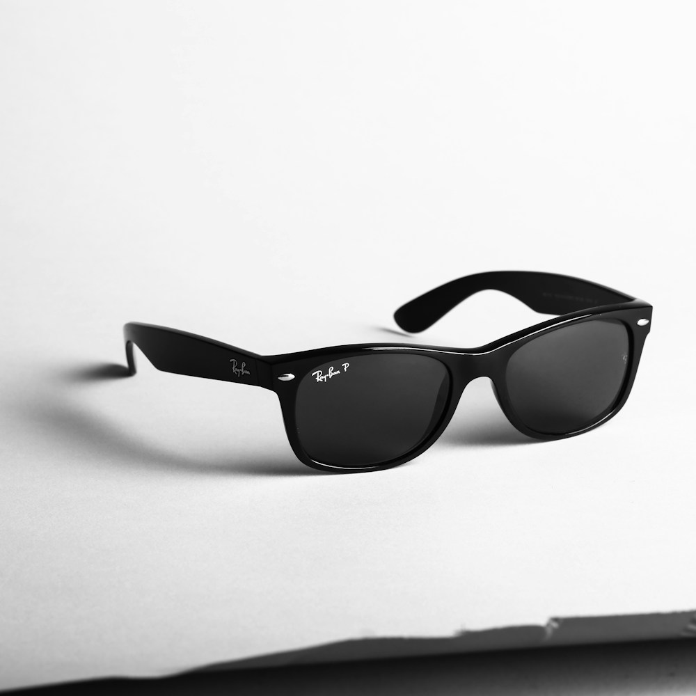Unisex Güneş Gözlüğü – UV400 Polarize Cam – GOLD