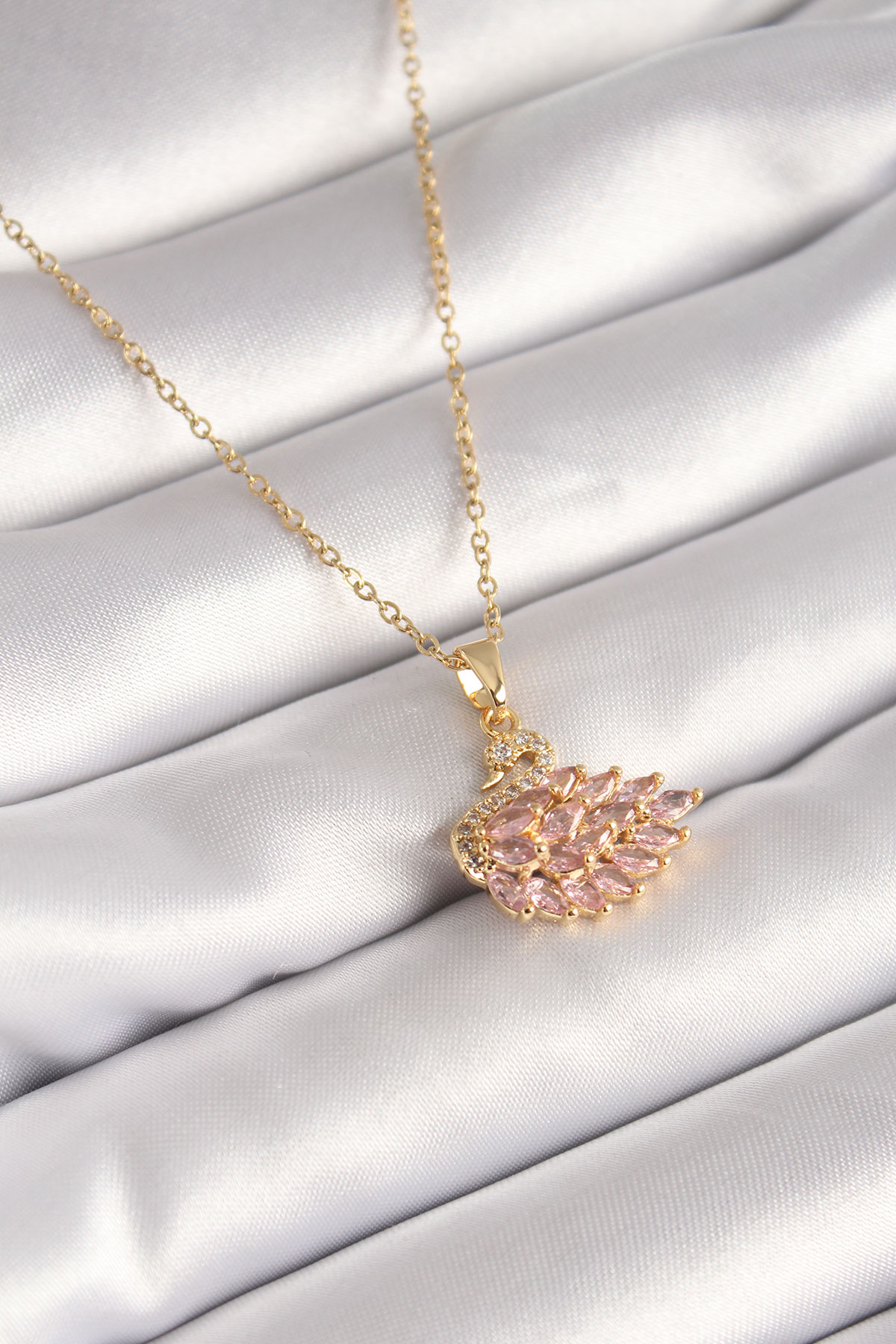 Tegan 316L Çelik Gold Renk Zincir Pembe Zirkon Taşlı Kuğu Model Kadın Kolye TG27BKO8400