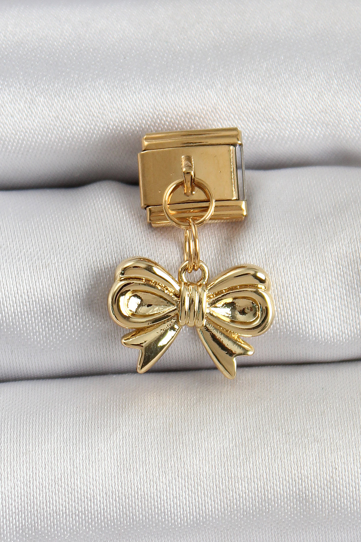 Tegan 316L Çelik Sallantılı Fiyonk Model Gold Renk Nomination Charm TG27BC1412