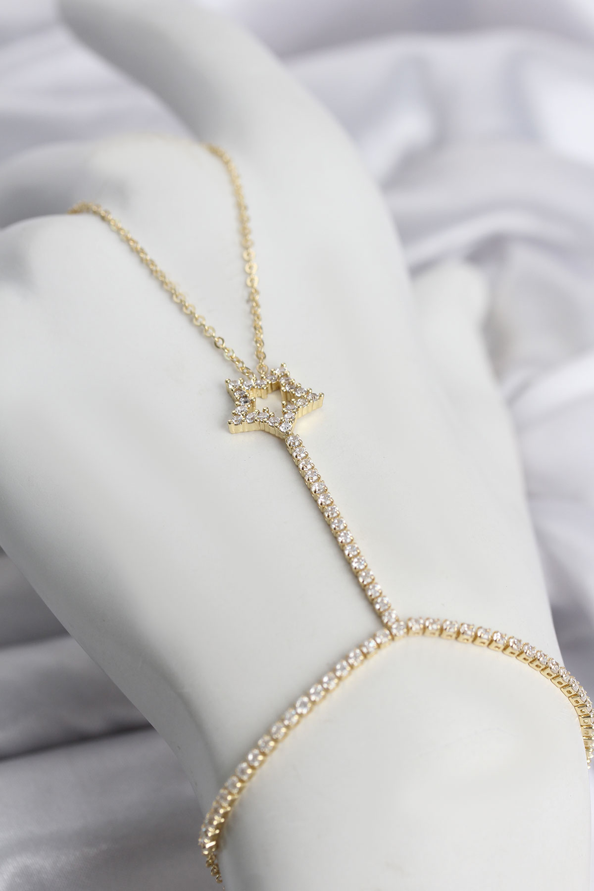 Tegan Gold Renk Pirinç Zirkon Taşlı Yıldız Model Şahmeran TG27SN789