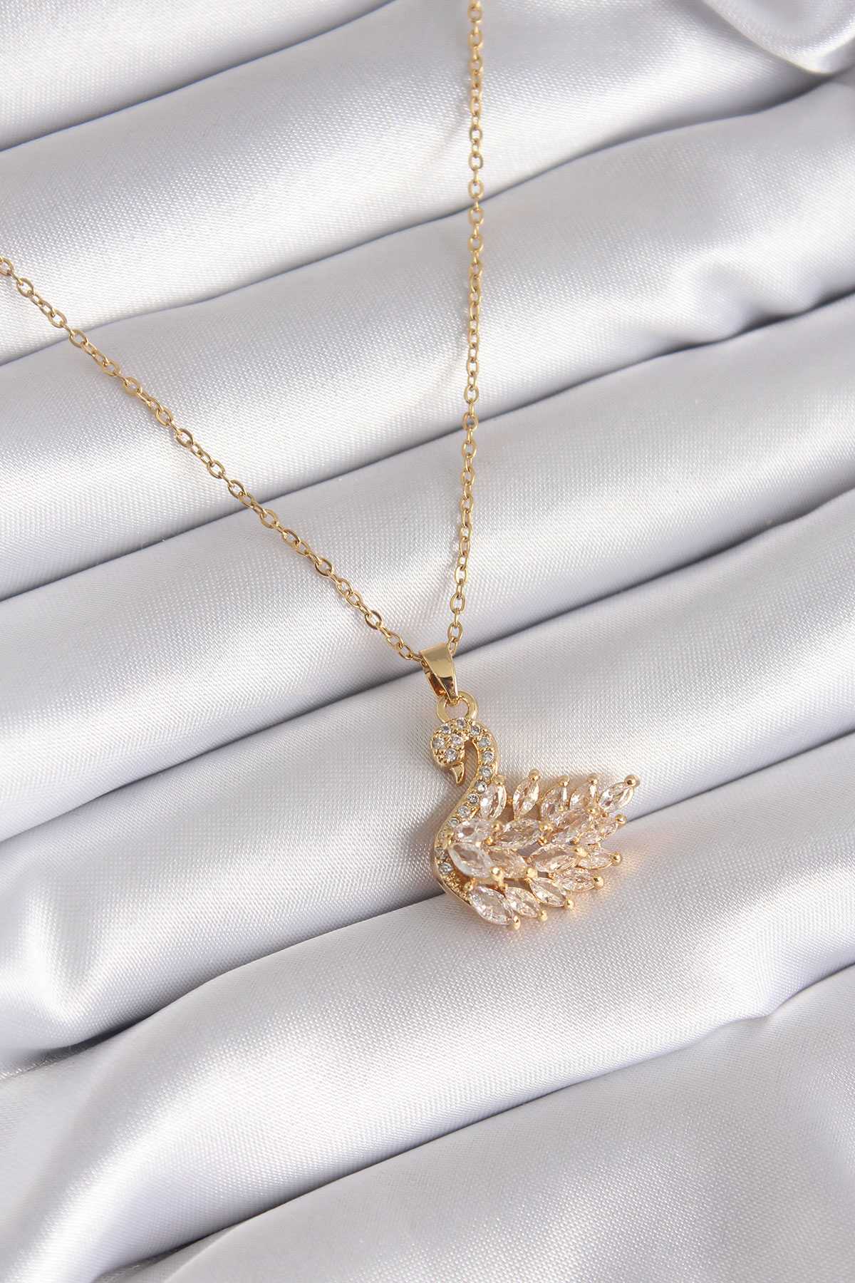 Tegan 316L Çelik Gold Renk Zirkon Taşlı Kuğu Model Kadın Kolye TG27BKO8327