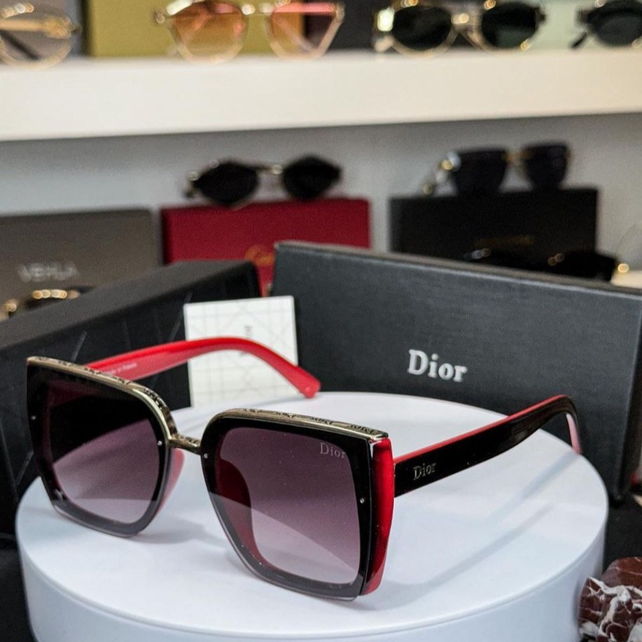 Dior Güneş Gözlüğü