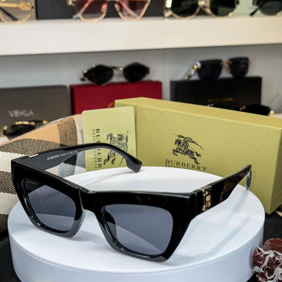 Burberry Kadın Güneş Gözlüğü